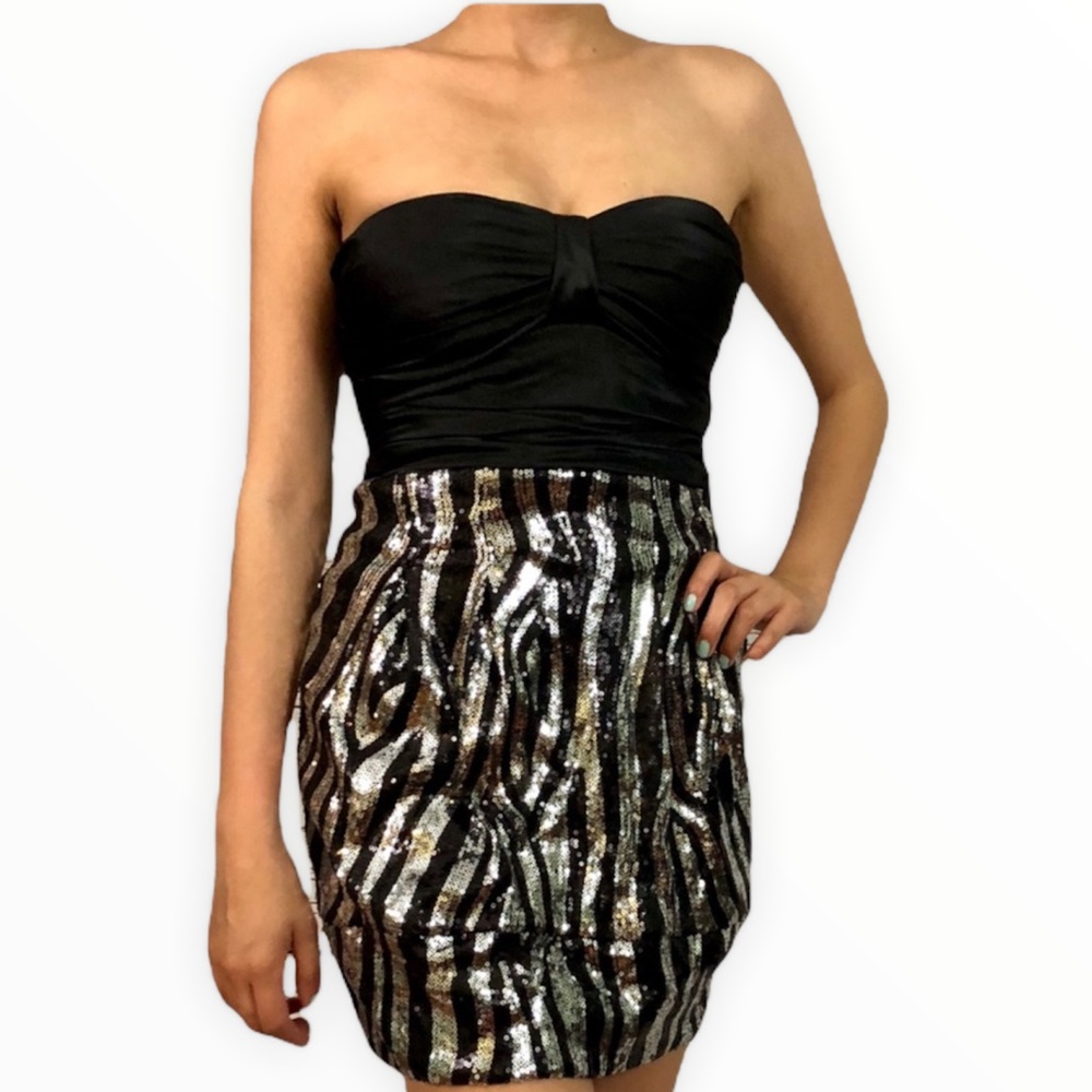 Black Zebra Print Sequins Dress - Picture 2 of 4